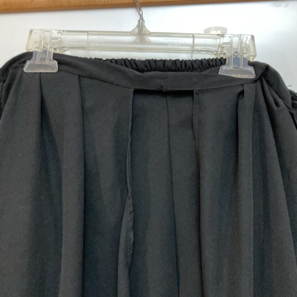 EUC Haoduoyi Lind chiffon skirt with build in pants - Picture 7 of 7
